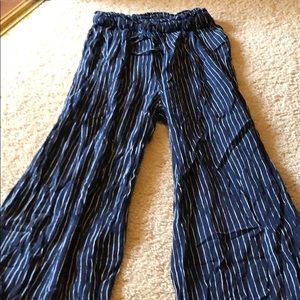 American Eagle wide leg pants